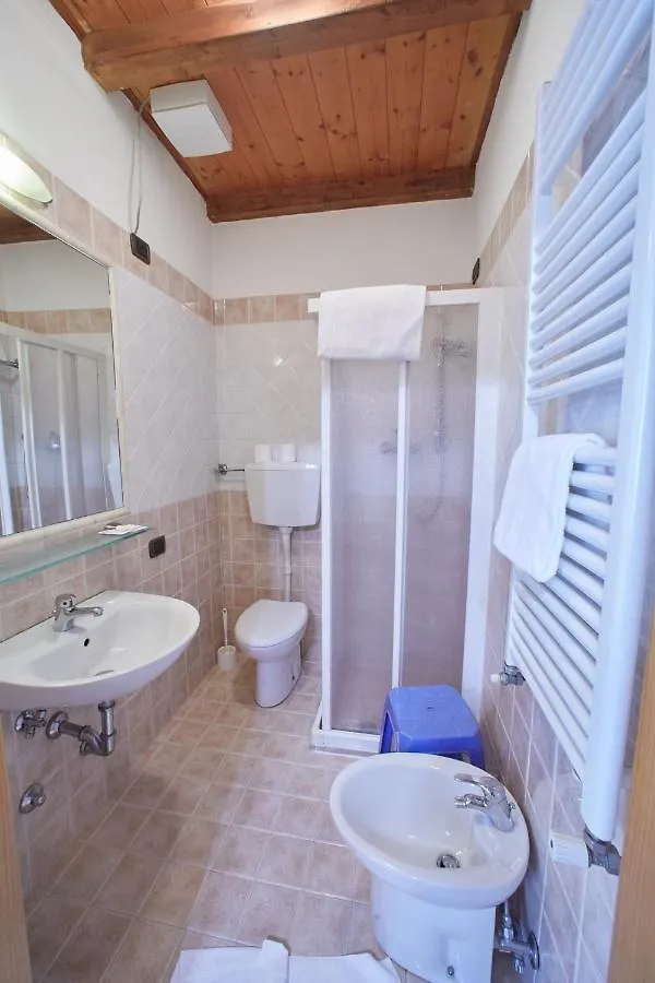 Agriturismo Roeno Belluno Veronese 0*,