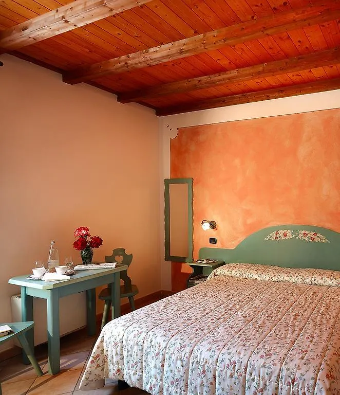 Agriturismo Roeno Belluno Veronese Italy